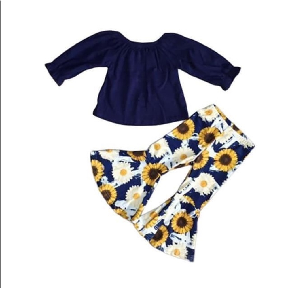 Brand New 3T Sunflower Outfit.